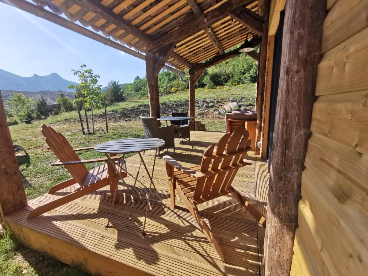 La Peyregoune, Logement En Pleine Nature Et Table D'Hotes Blieux 外观 照片